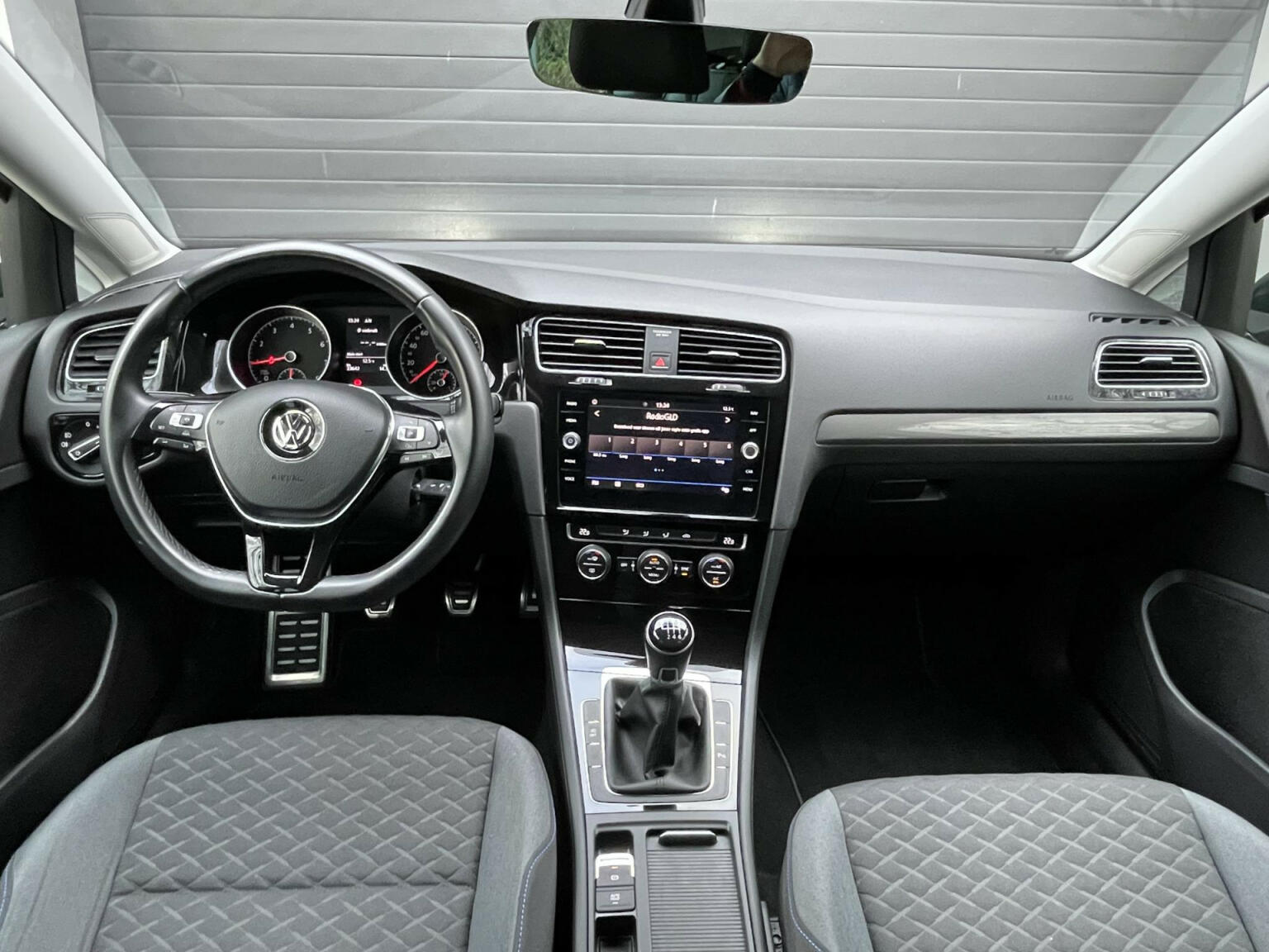 Volkswagen-Golf-5