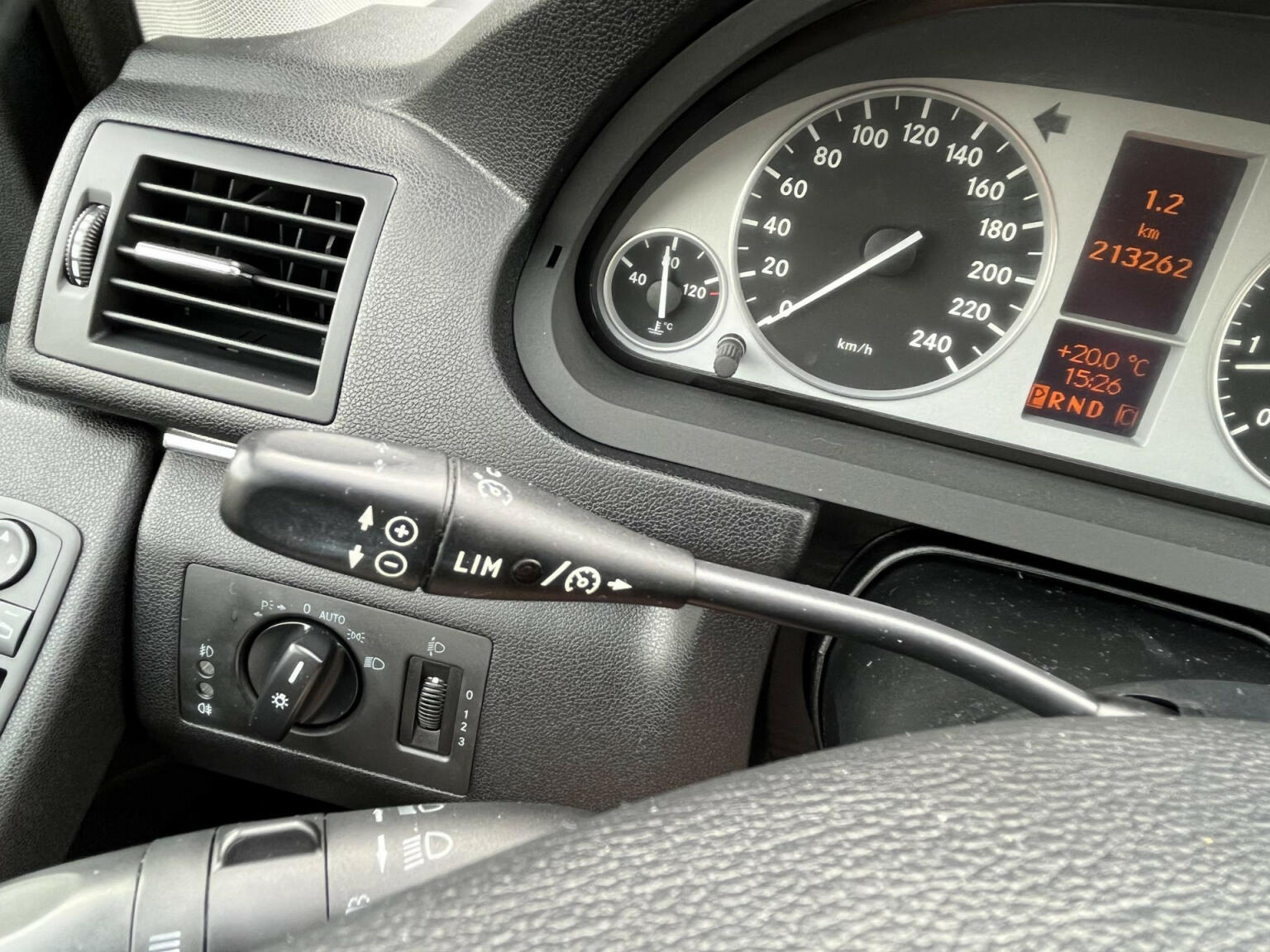 Mercedes-Benz-B-Klasse-25