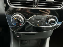 Renault-Clio-21