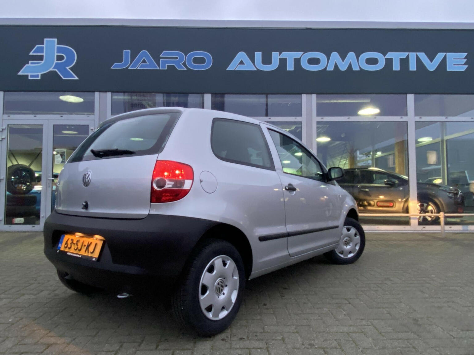 Volkswagen-Fox-30